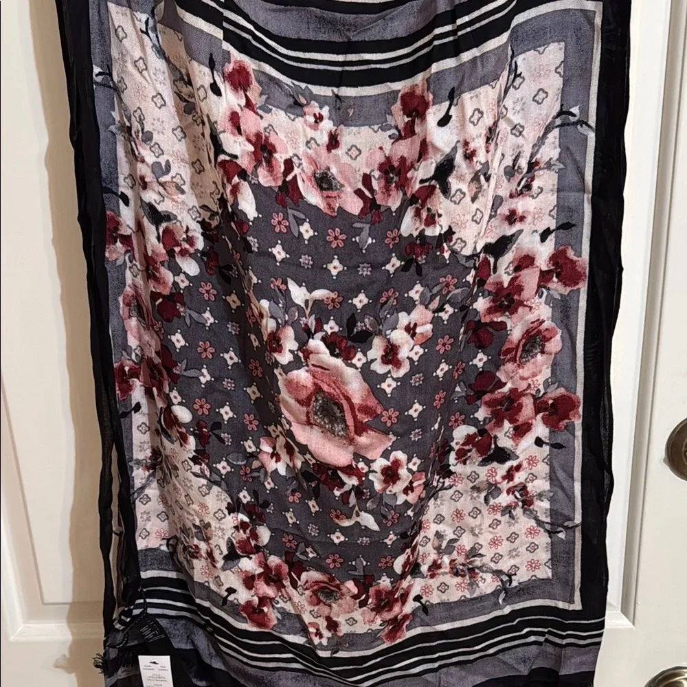 White House Black Market Cherry Blossom Floral Scarf in Black, Grey and Pink - Picture 8 of 9